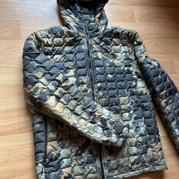 The North Face Thermoball Hoodie - Rare Camo - Men's Large - Picture 4 of 11